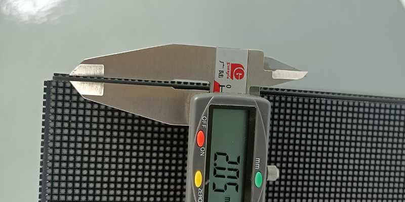 Cube LED Display Narrow Gap