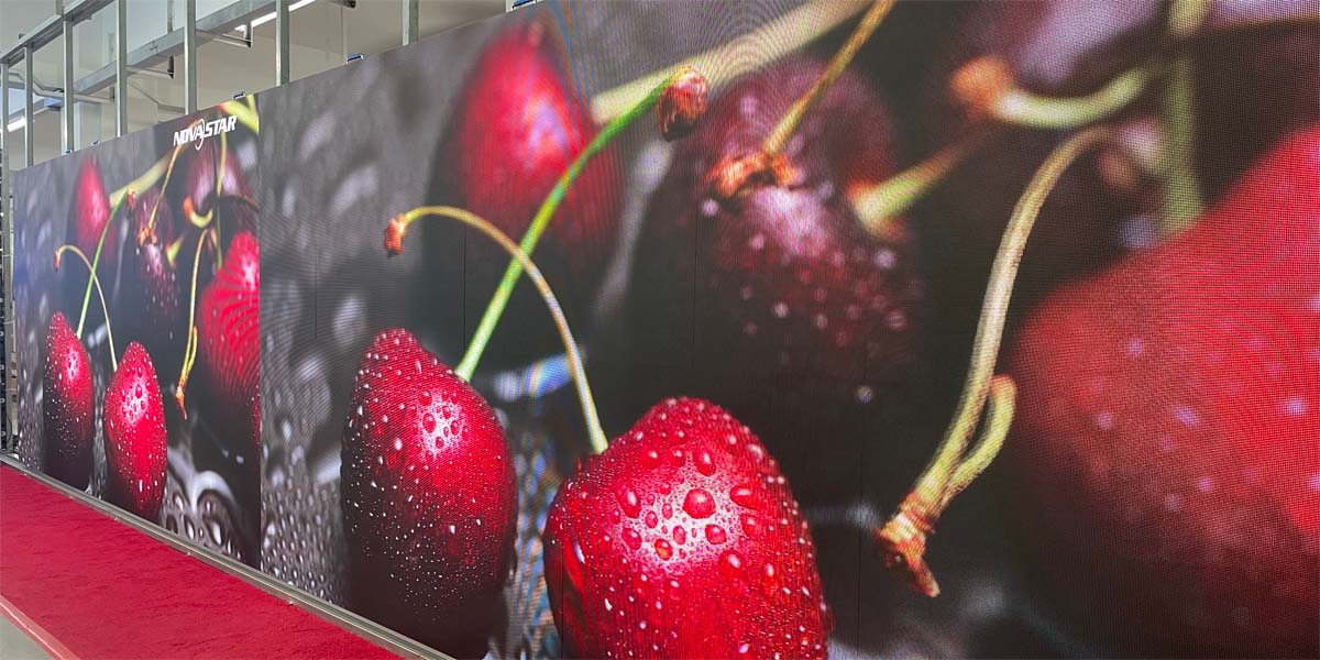 P2.976mm indoor LED screen for basketball perimeter